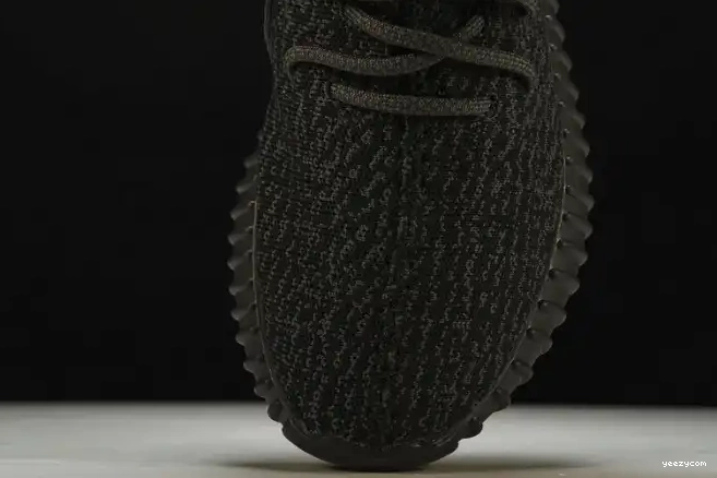 2023) Pirate Black Adidas (2022 Yeezy 350 Boost BB5350 0617